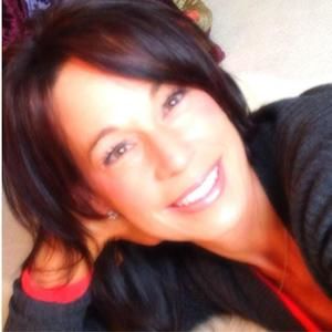 Meet your Posher, Lynette